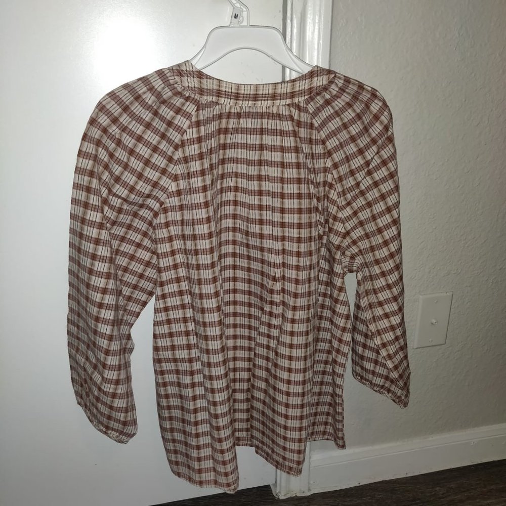 Women's Long Sleeve V-Neck Shirt Universal Thread - Picture 3 of 4